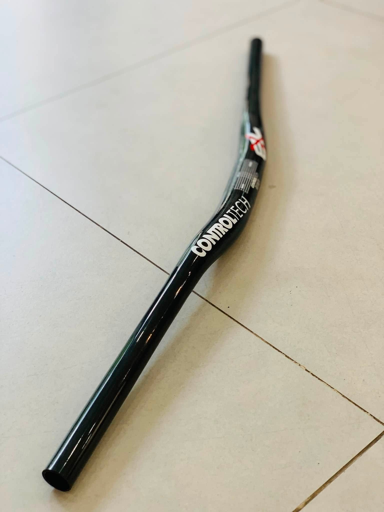 Ghi đông Control Tech Carbon (USA)